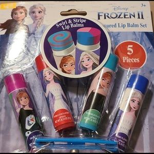 🌏5/25 Frozen ll Flavored Lip Balm & Tin